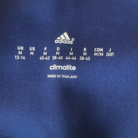 𝅺NWT Adidas workout capri pants - Picture 4 of 7